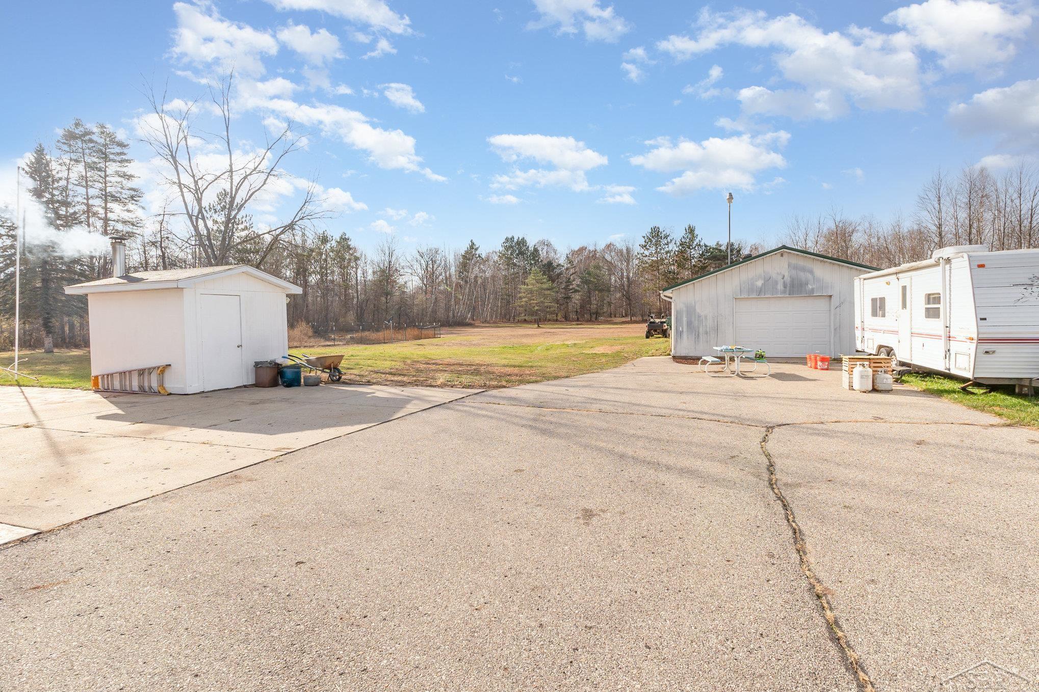 3532 South 10 Mile Road Breckenridge, MI 48615 - Photo 30 of 33