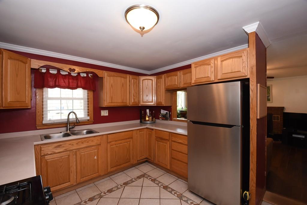 166 South Row Road Lunenburg, MA 01462 - Photo 5 of 28