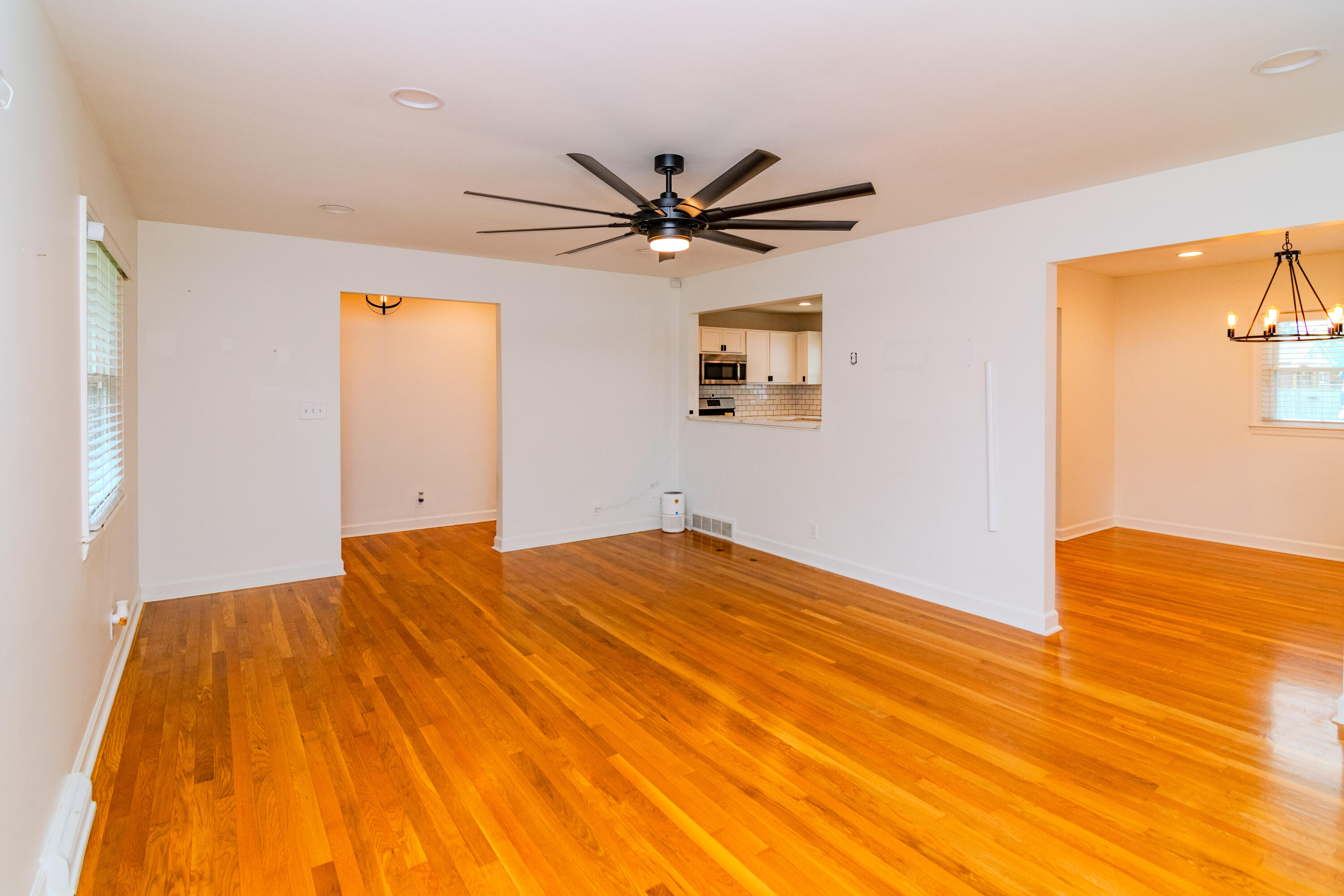 1016 Lane Allen Road Lexington, KY 40504 - Photo 19 of 40 1016LaneAllen-0108