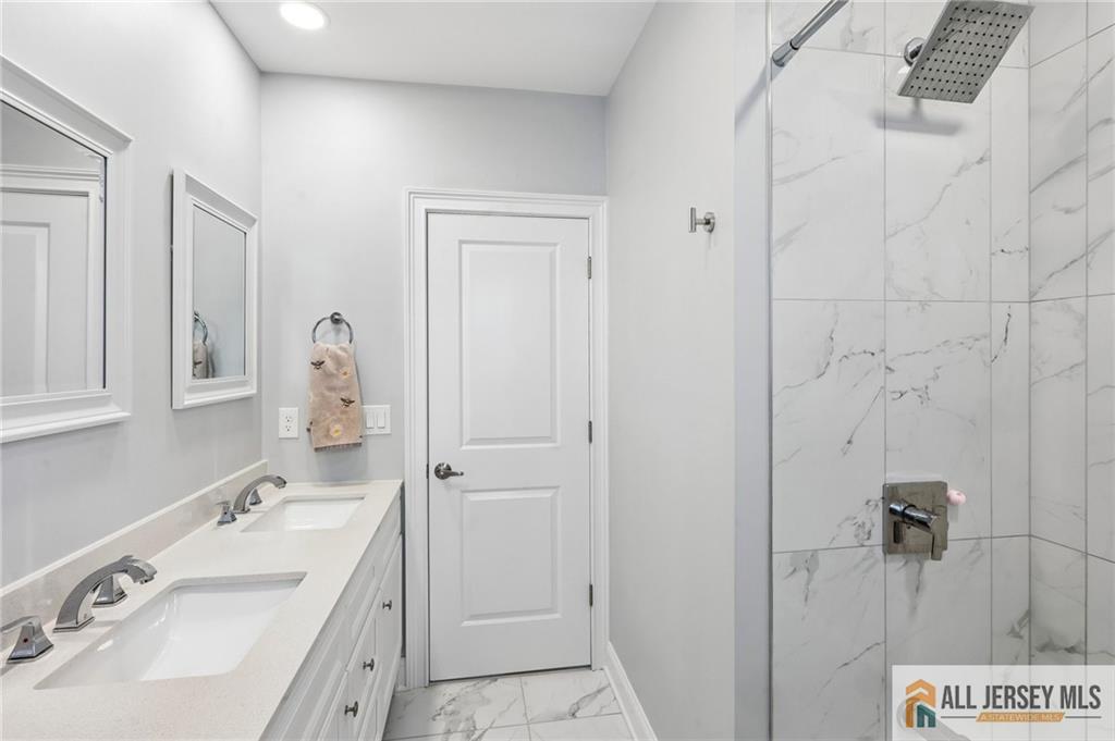 96 Gordon Street Perth Amboy, NJ 08861 - Photo 17 of 24