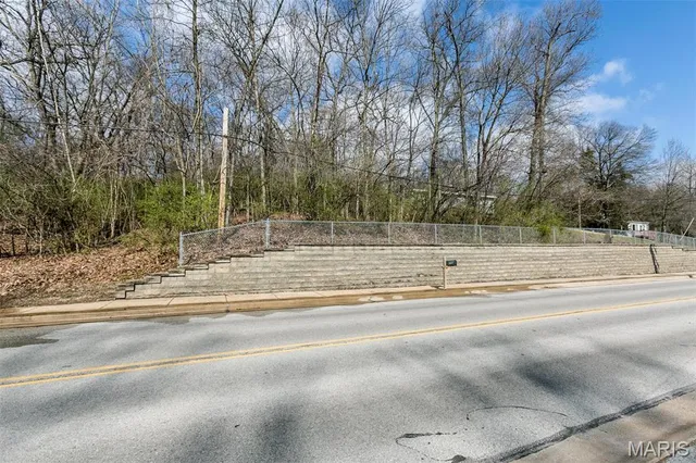 $49,500 | 740 Forest Avenue, Valley Park, MO 63088