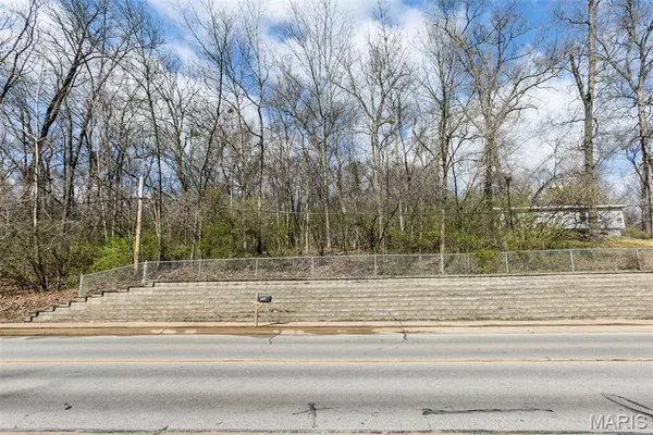 $49,500 | 740 Forest Avenue, Valley Park, MO 63088