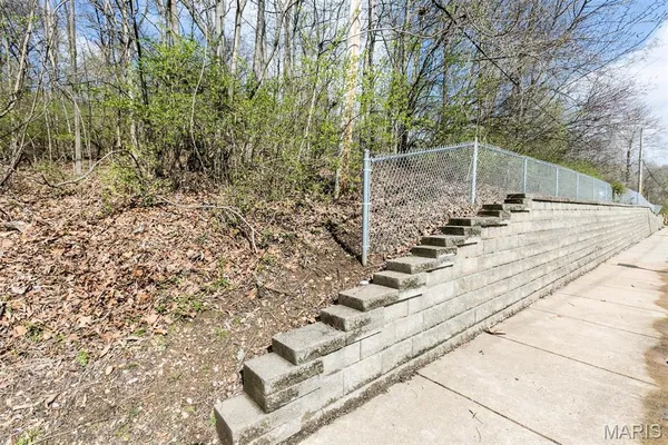 $49,500 | 740 Forest Avenue, Valley Park, MO 63088