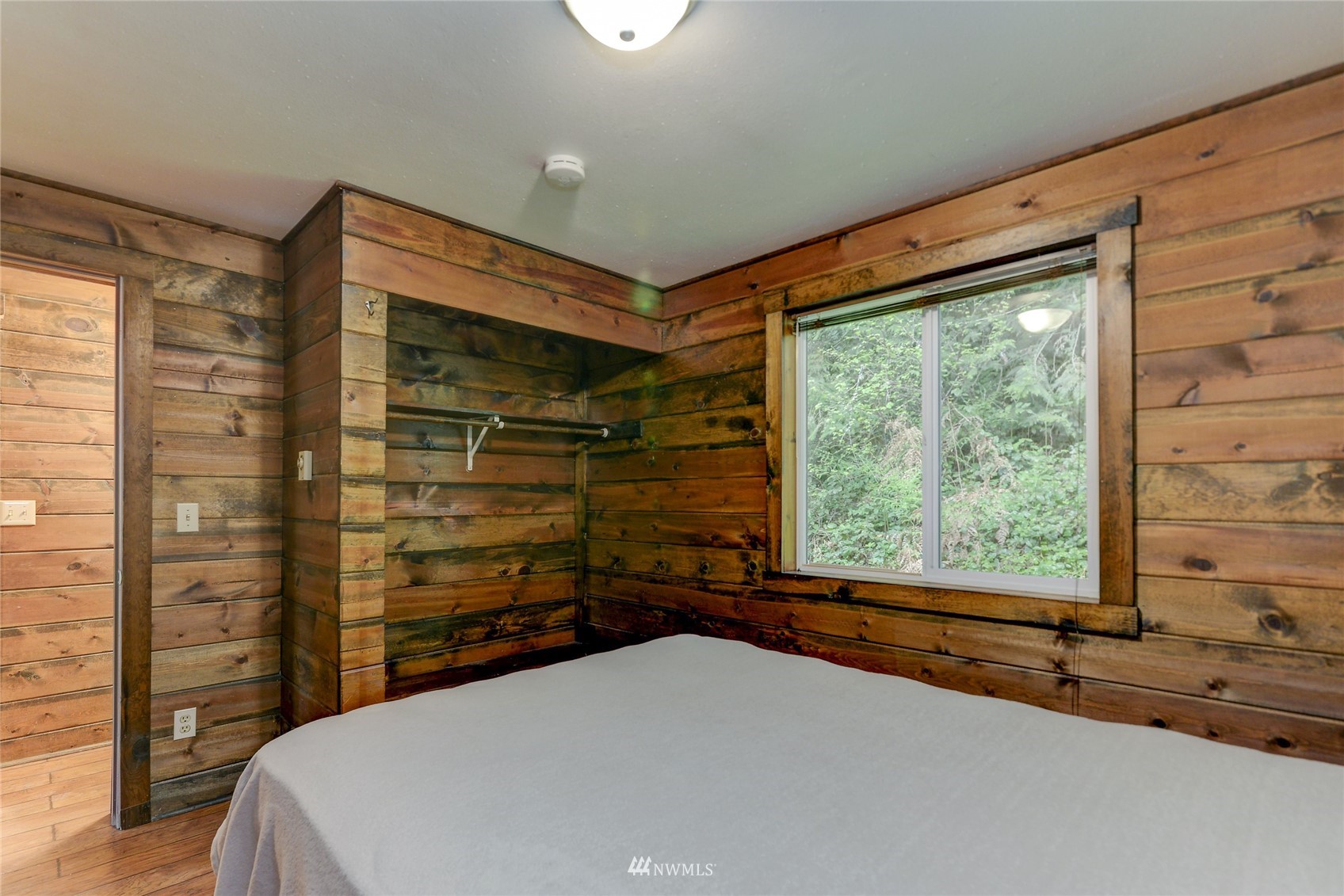 7441 Rainier Road Southeast Olympia, WA 98513 - Photo 24 of 32 Gallery Image 24