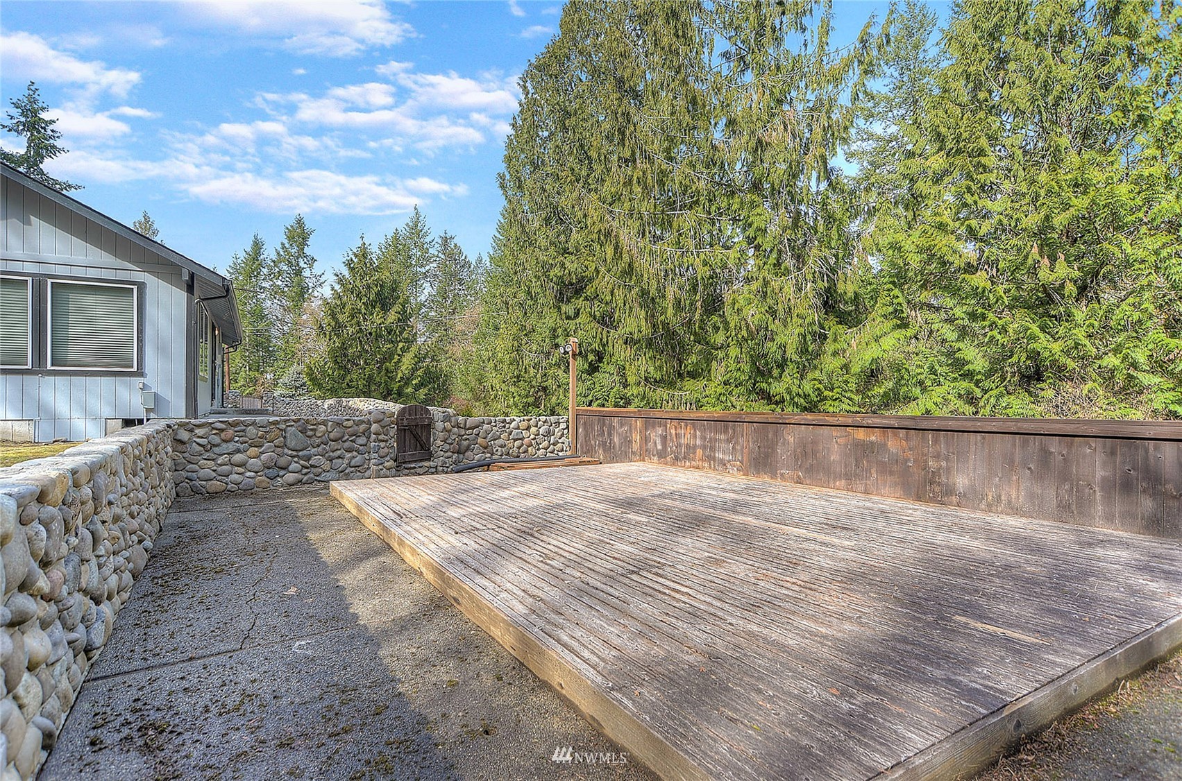 7441 Rainier Road Southeast Olympia, WA 98513 - Photo 31 of 32 Gallery Image 31