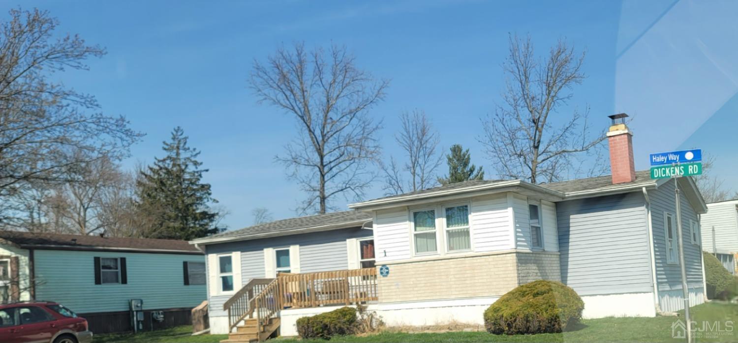 1 Dickens Road North Brunswick, NJ 08902 - Photo 2 of 43 Gallery Image 2