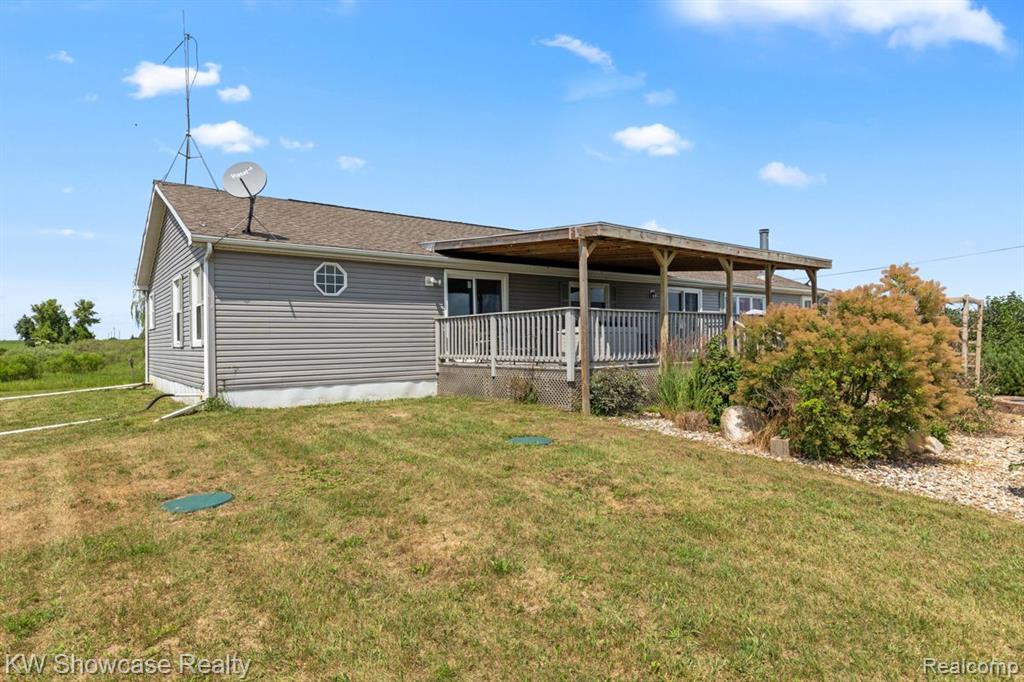 4155 North Neff Road Edmore, MI 48829 - Photo 5 of 52