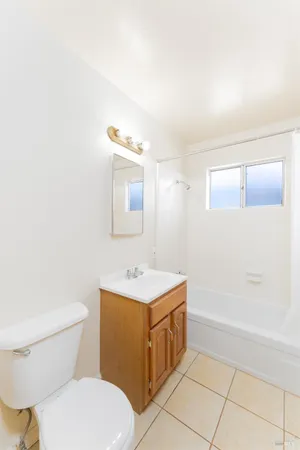 $2,200,000 | 649-671 Leslie Street, Ukiah, CA 95482