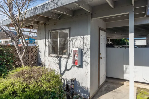 $2,200,000 | 649-671 Leslie Street, Ukiah, CA 95482