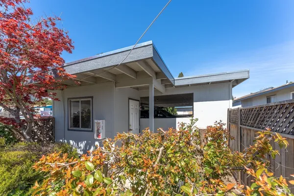 $2,200,000 | 649-671 Leslie Street, Ukiah, CA 95482