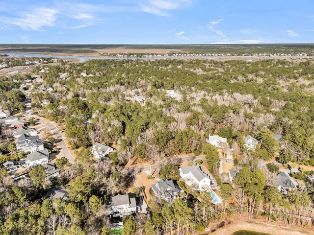 $695,000 | 3786 St Ellens Drive, Mount Pleasant, SC 29466