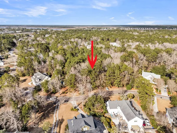$695,000 | 3786 St Ellens Drive, Mount Pleasant, SC 29466
