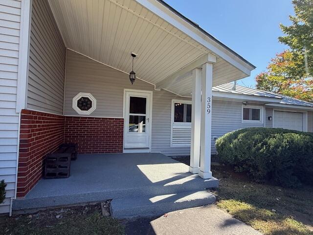 359 Ridge Road Fairfield, ME 04937 - Photo 2 of 36 Front entry