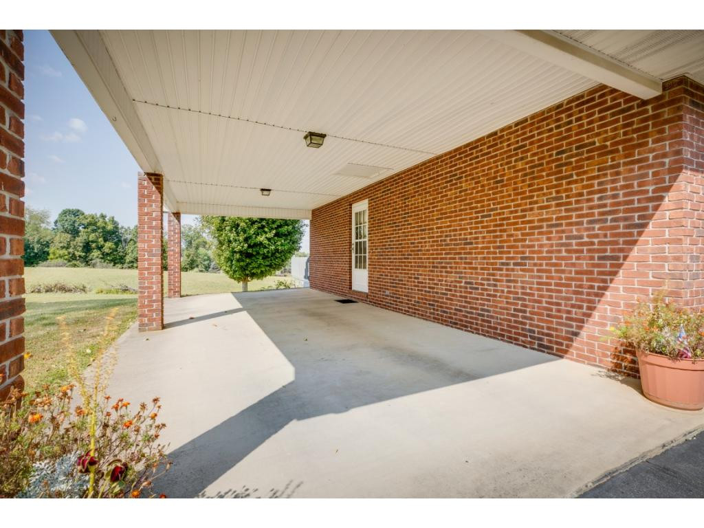 355 Boonesboro Road Gray, TN 37615 - Photo 3 of 36 Photo 3