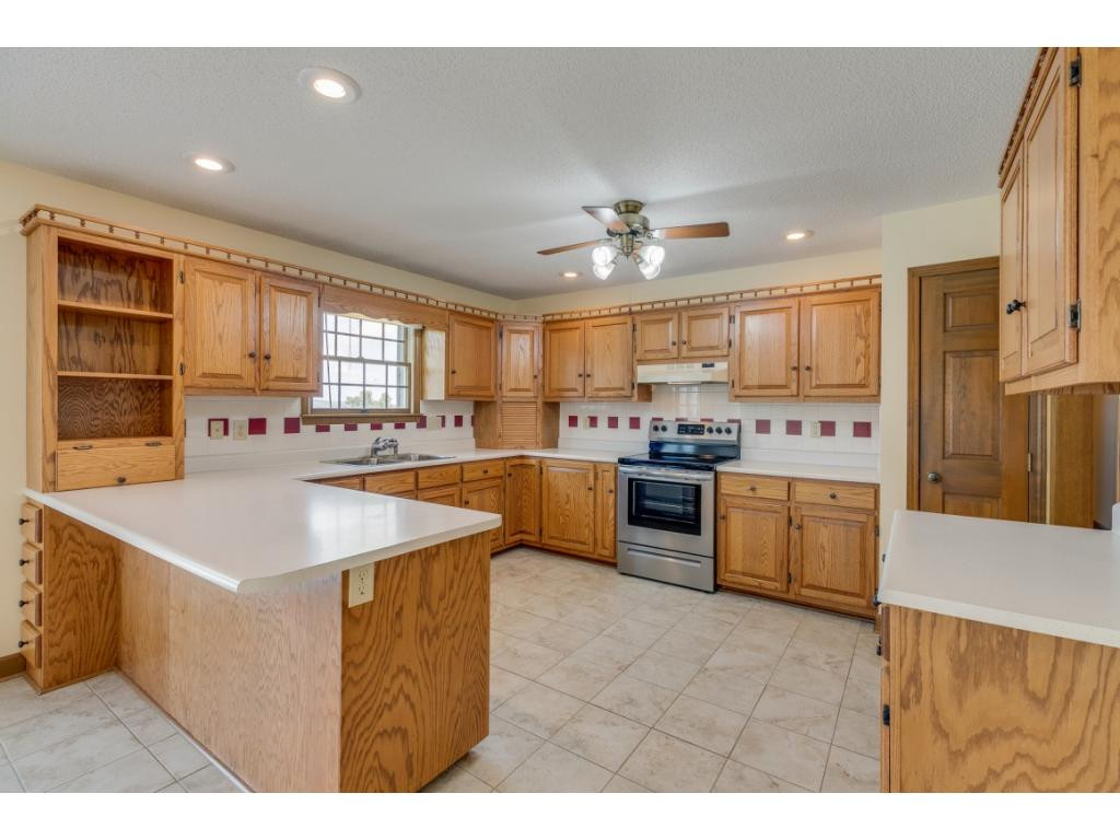 355 Boonesboro Road Gray, TN 37615 - Photo 10 of 36 Photo 10