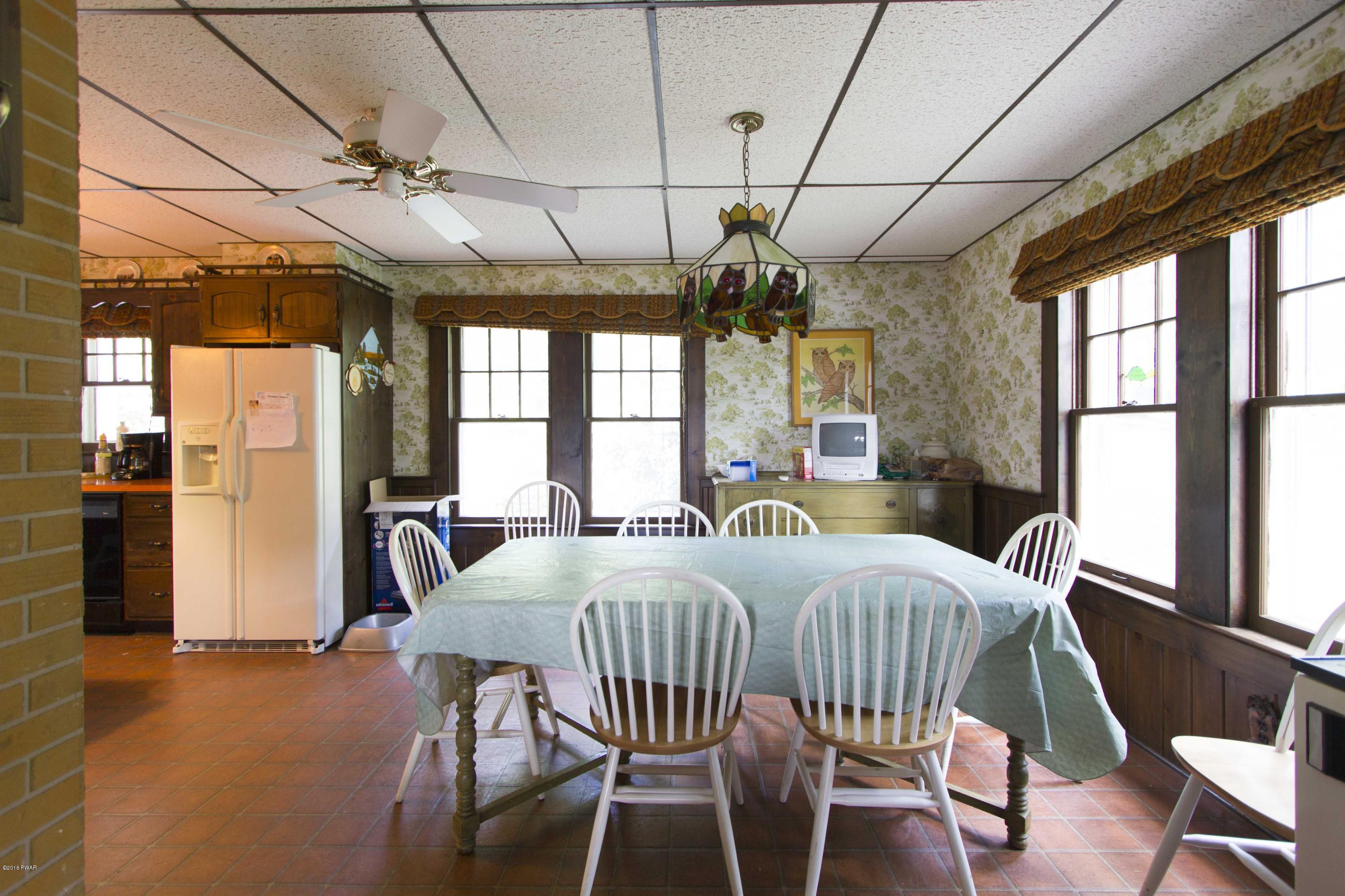 100 Harbor Landing Road Paupack, PA 18451 - Photo 14 of 27