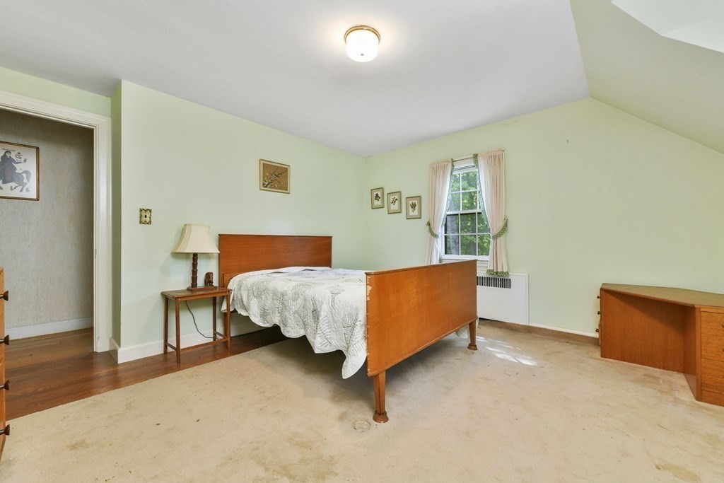 8 Spruce Park Wellesley, MA 02481 - Photo 13 of 22