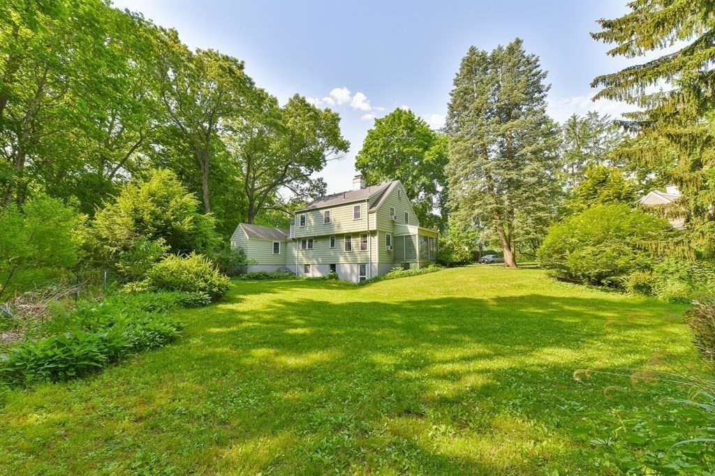 8 Spruce Park Wellesley, MA 02481 - Photo 20 of 22