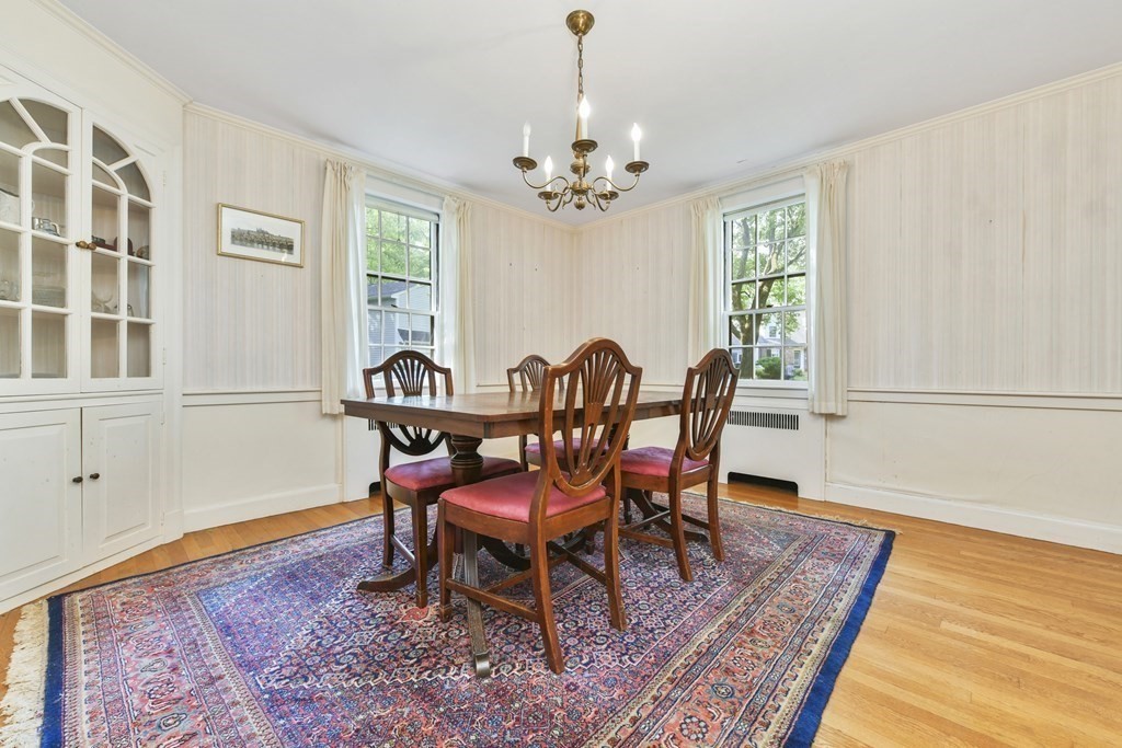 8 Spruce Park Wellesley, MA 02481 - Photo 6 of 22