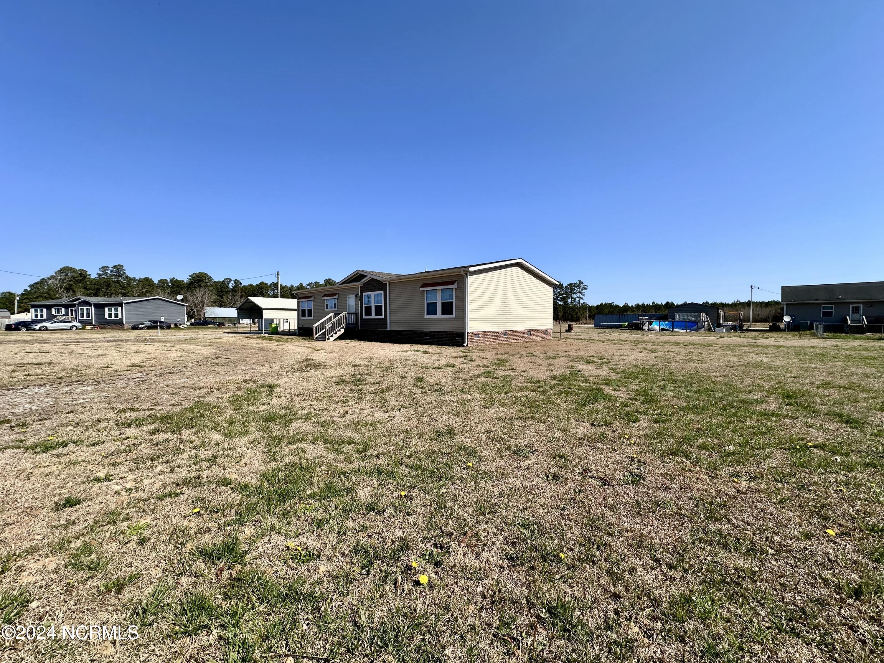 120 Taylor Road Havelock, NC 28532 - Photo 4 of 47 House from right corner