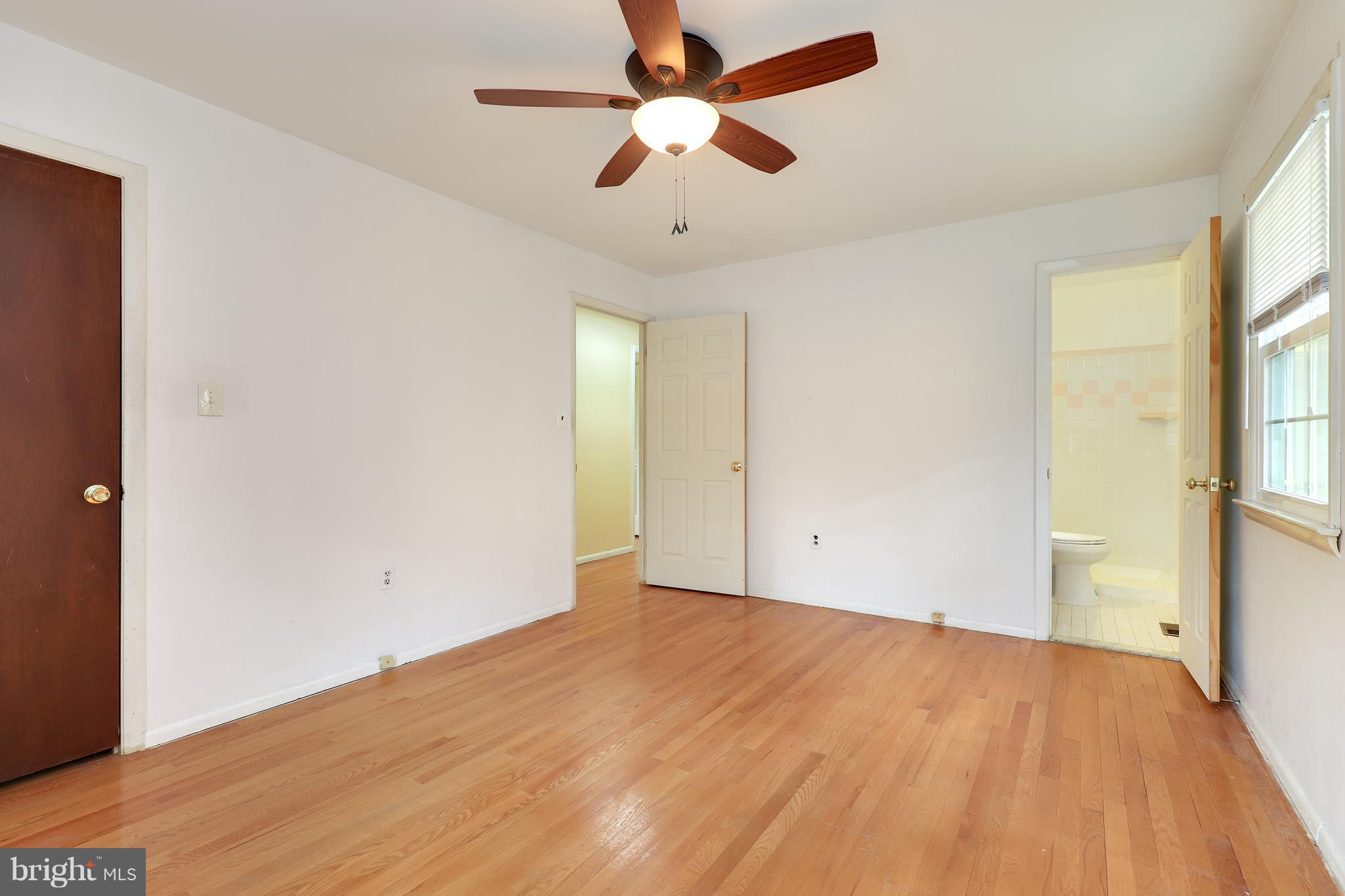 6101 Seabrook Road Lanham, MD 20706 - Photo 12 of 25 Bedroom (Master)