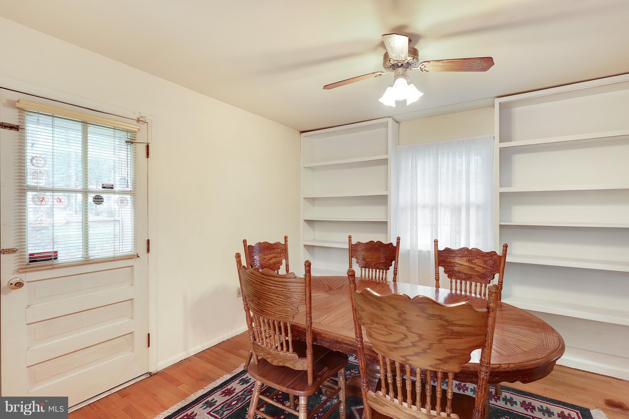 6101 Seabrook Road Lanham, MD 20706 - Photo 7 of 25 Kitchen