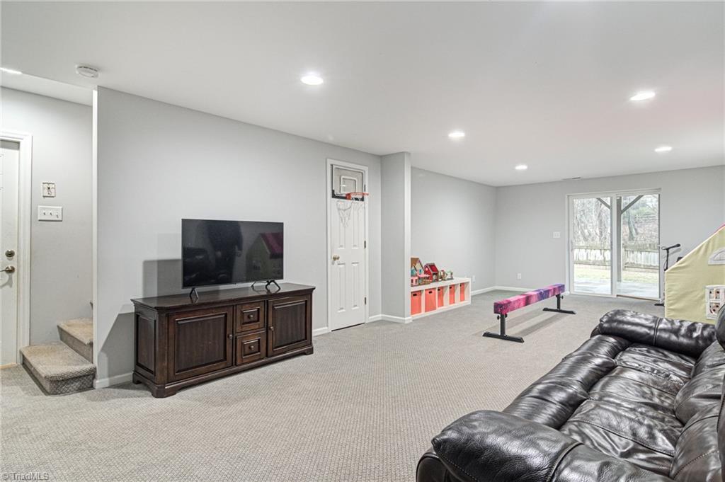 1024 Beecher Road Winston-Salem, NC 27104 - Photo 29 of 34