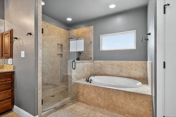 $774,950 | 4691 Farm To Market Road 1339, Kingsbury, TX 78638