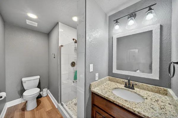 $774,950 | 4691 Farm To Market Road 1339, Kingsbury, TX 78638