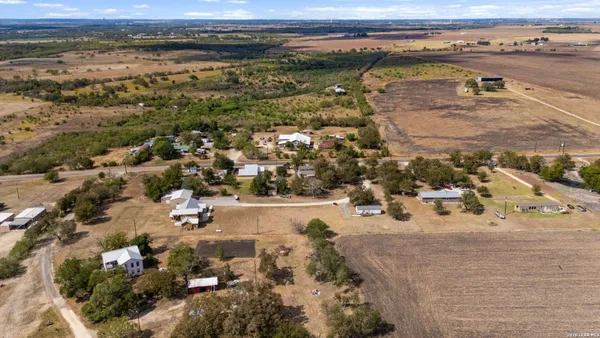 $774,950 | 4691 Farm To Market Road 1339, Kingsbury, TX 78638