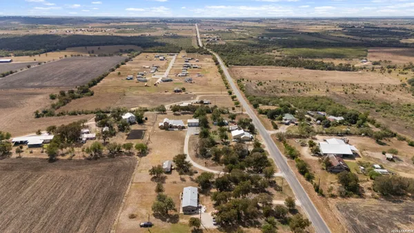 $774,950 | 4691 Farm To Market Road 1339, Kingsbury, TX 78638