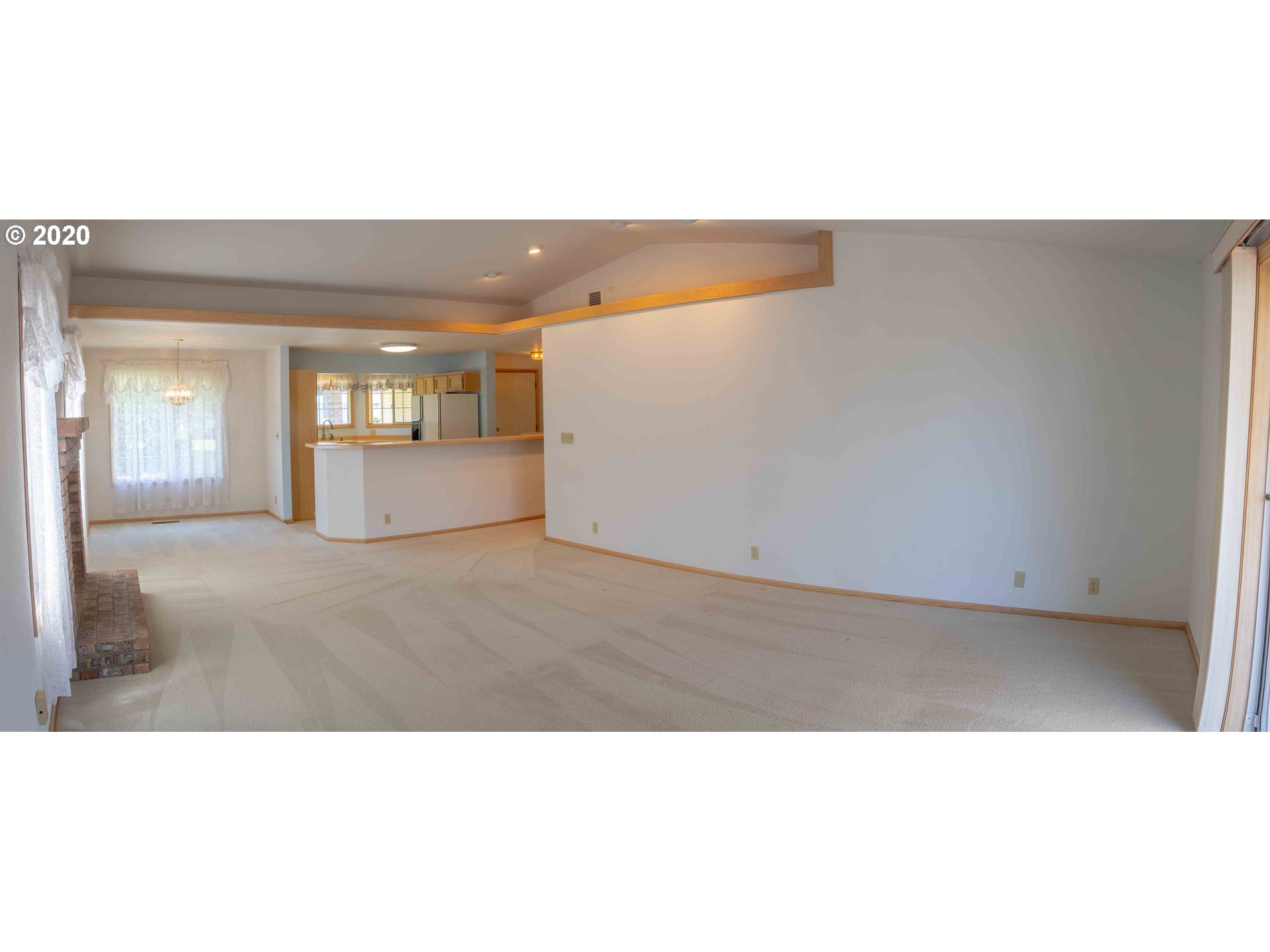5682 D Street Springfield, OR 97478 - Photo 14 of 28 Gallery Image 14