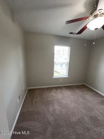 $1,500 | 121 Suffolk Circle, Jacksonville, NC 28546