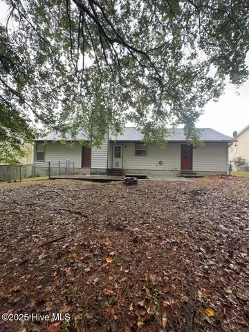 $1,500 | 121 Suffolk Circle, Jacksonville, NC 28546