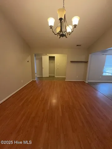 $1,500 | 121 Suffolk Circle, Jacksonville, NC 28546