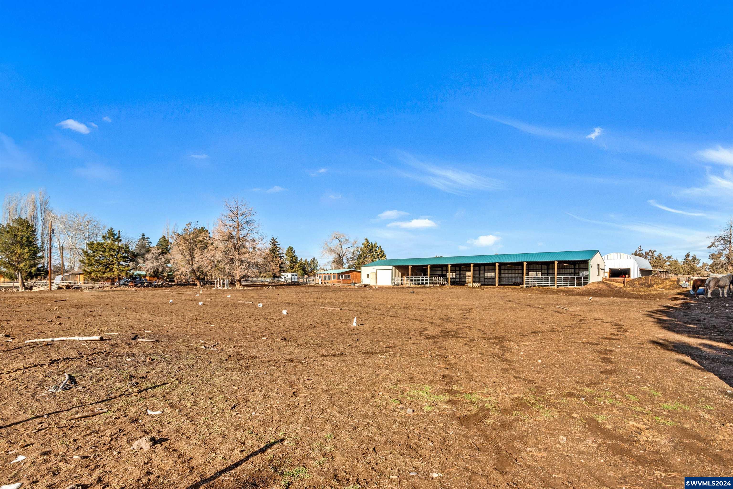 25281 Alfalfa Market Road Bend, OR 97701 - Photo 30 of 34 Gallery Image 30