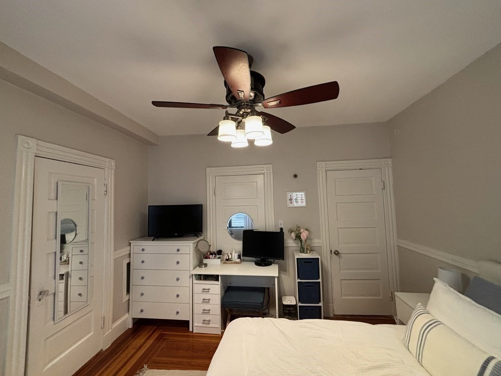 7 Hatch Street, Unit 2 Boston, MA 02127 - Photo 7 of 9