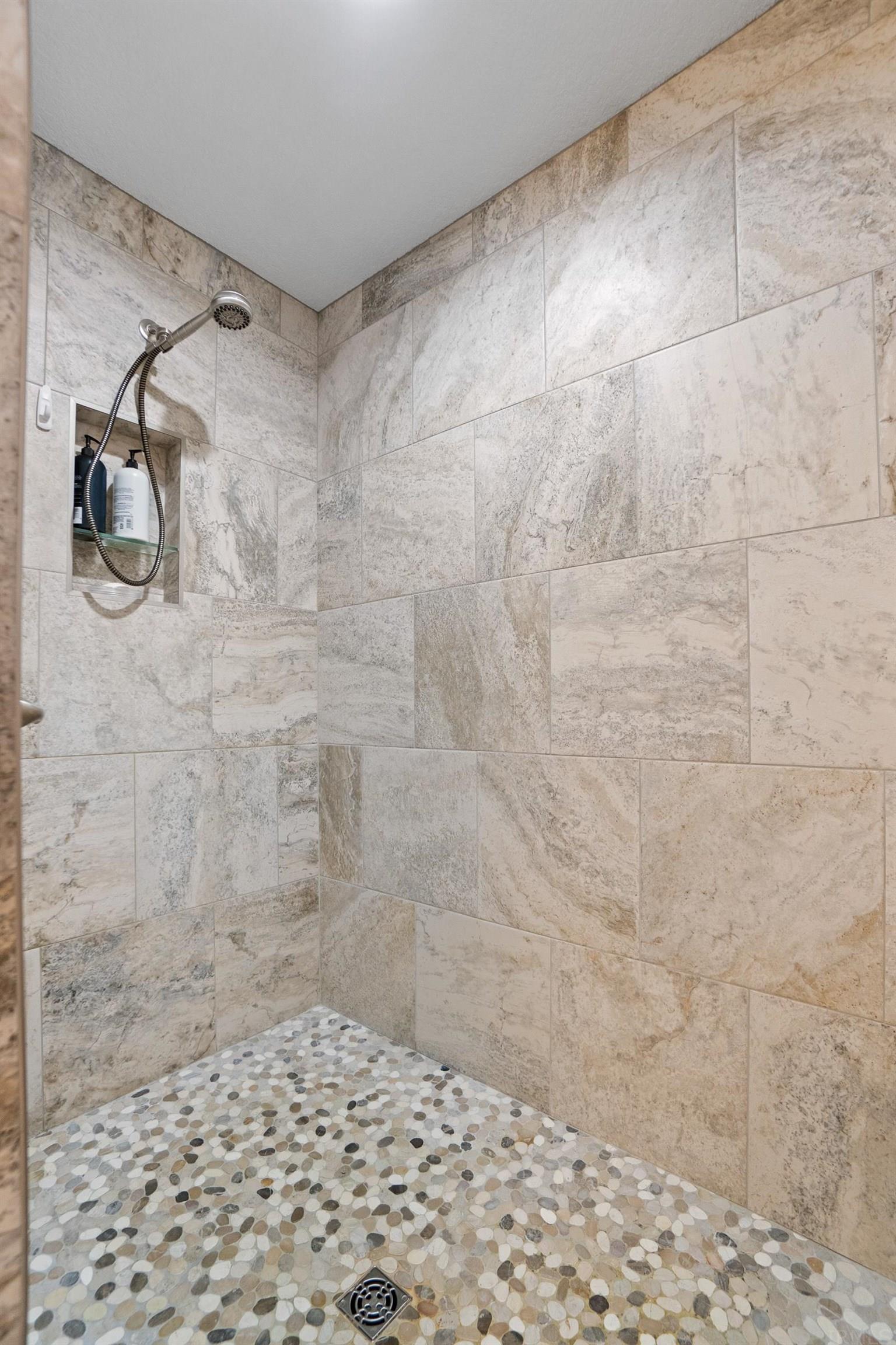 7463 Claypool Crossing Fort Wayne, IN 46835 - Photo 7 of 36