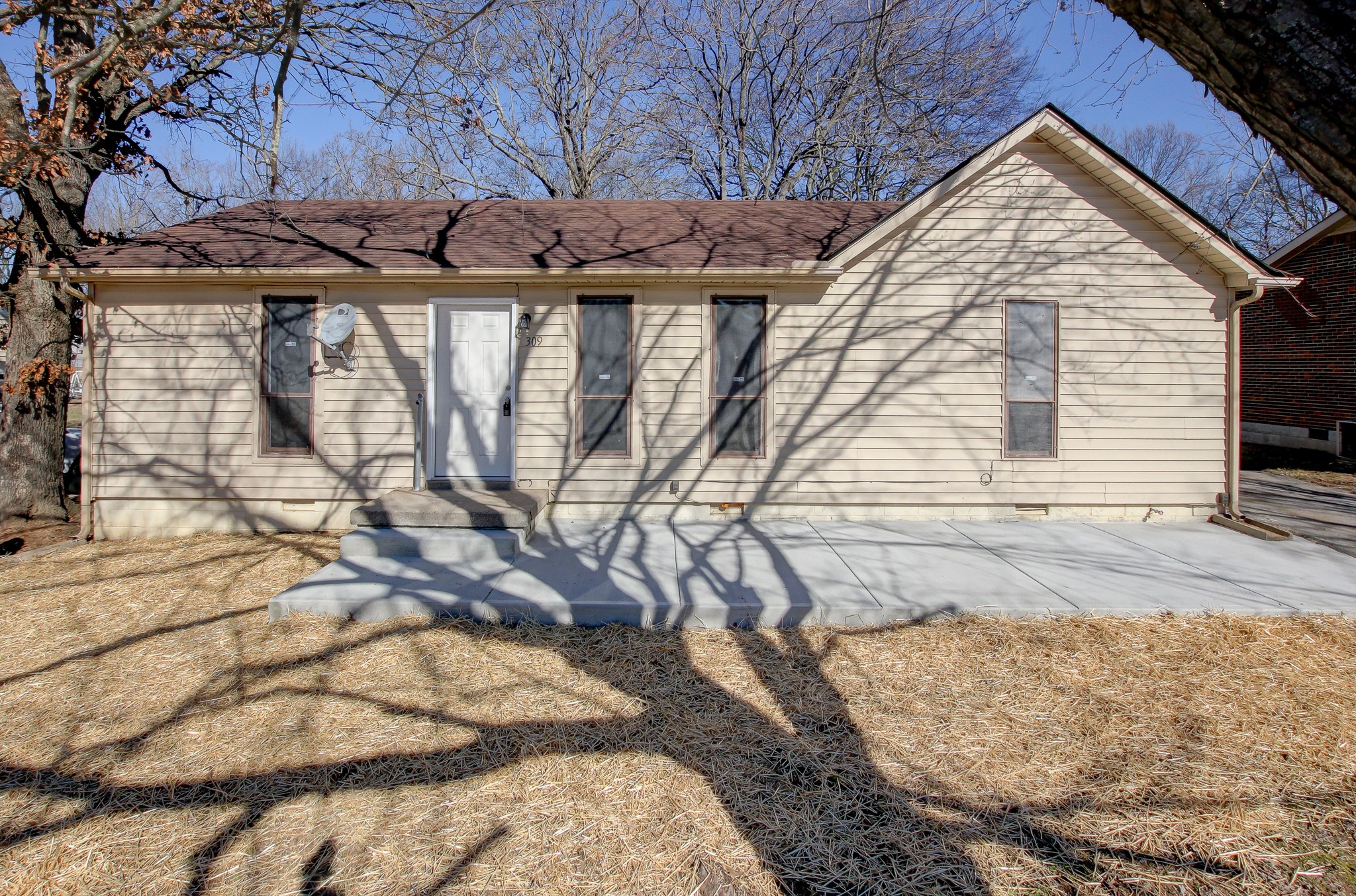 309 Gomer Road Clarksville, TN 37042 - Photo 4 of 70 Gallery Image 4
