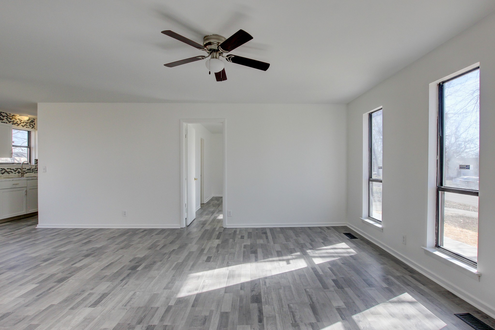 309 Gomer Road Clarksville, TN 37042 - Photo 8 of 70 Gallery Image 8