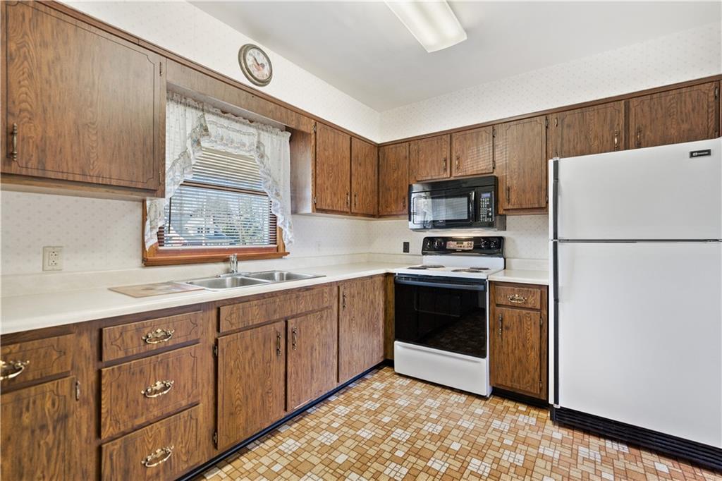 855 Fayette City Road Fayette City, PA 15438 - Photo 5 of 25 Gallery Image 5