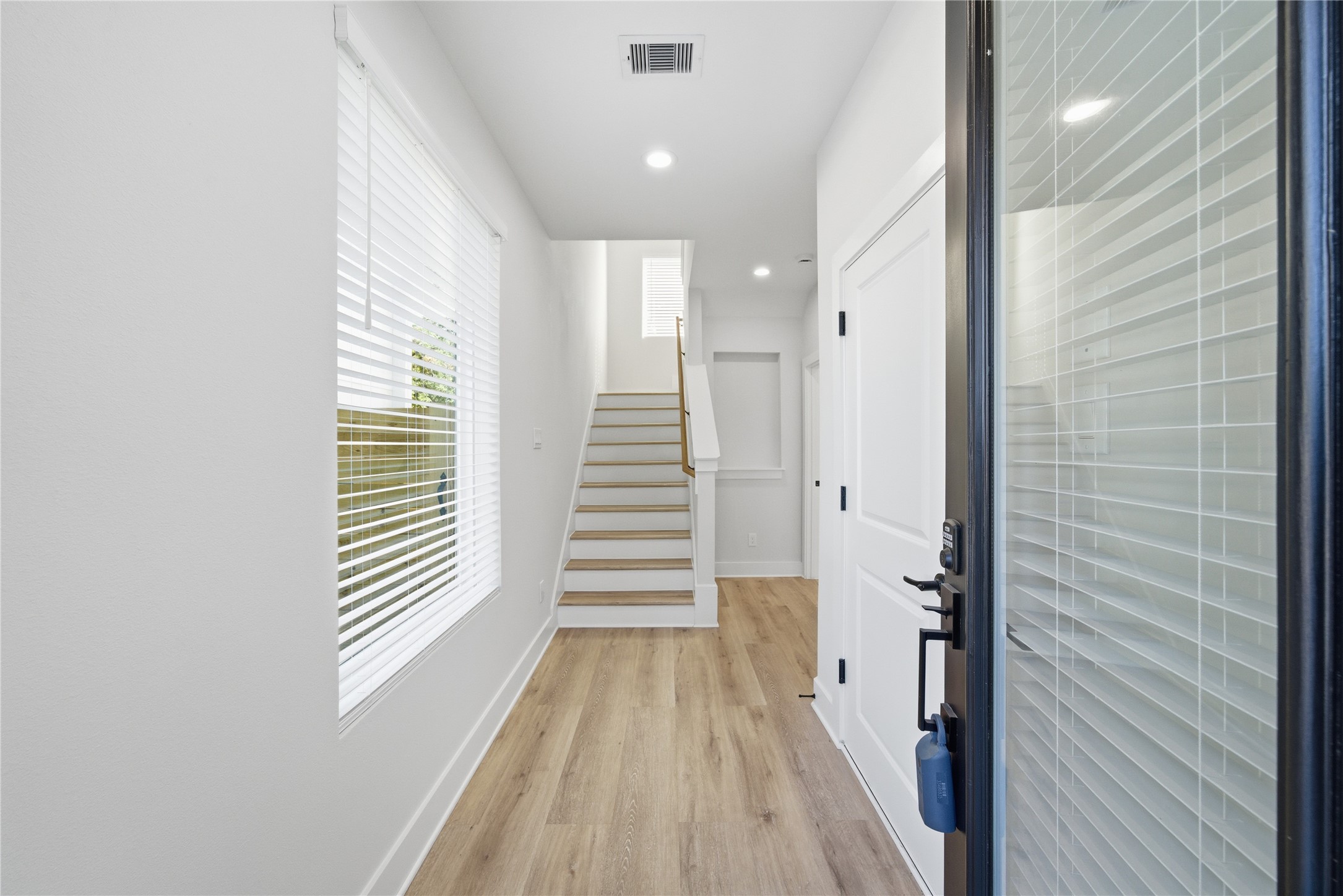 10929 Ivyridge Road, Unit B Houston, TX 77043 - Photo 25 of 37