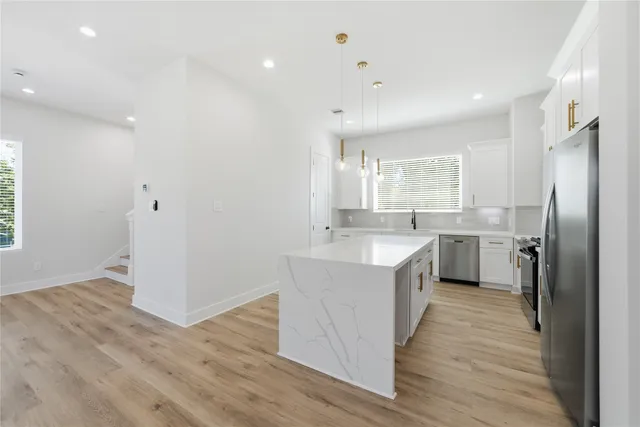 $2,849 | 10929 Ivyridge Road, Unit B, Houston, TX 77043