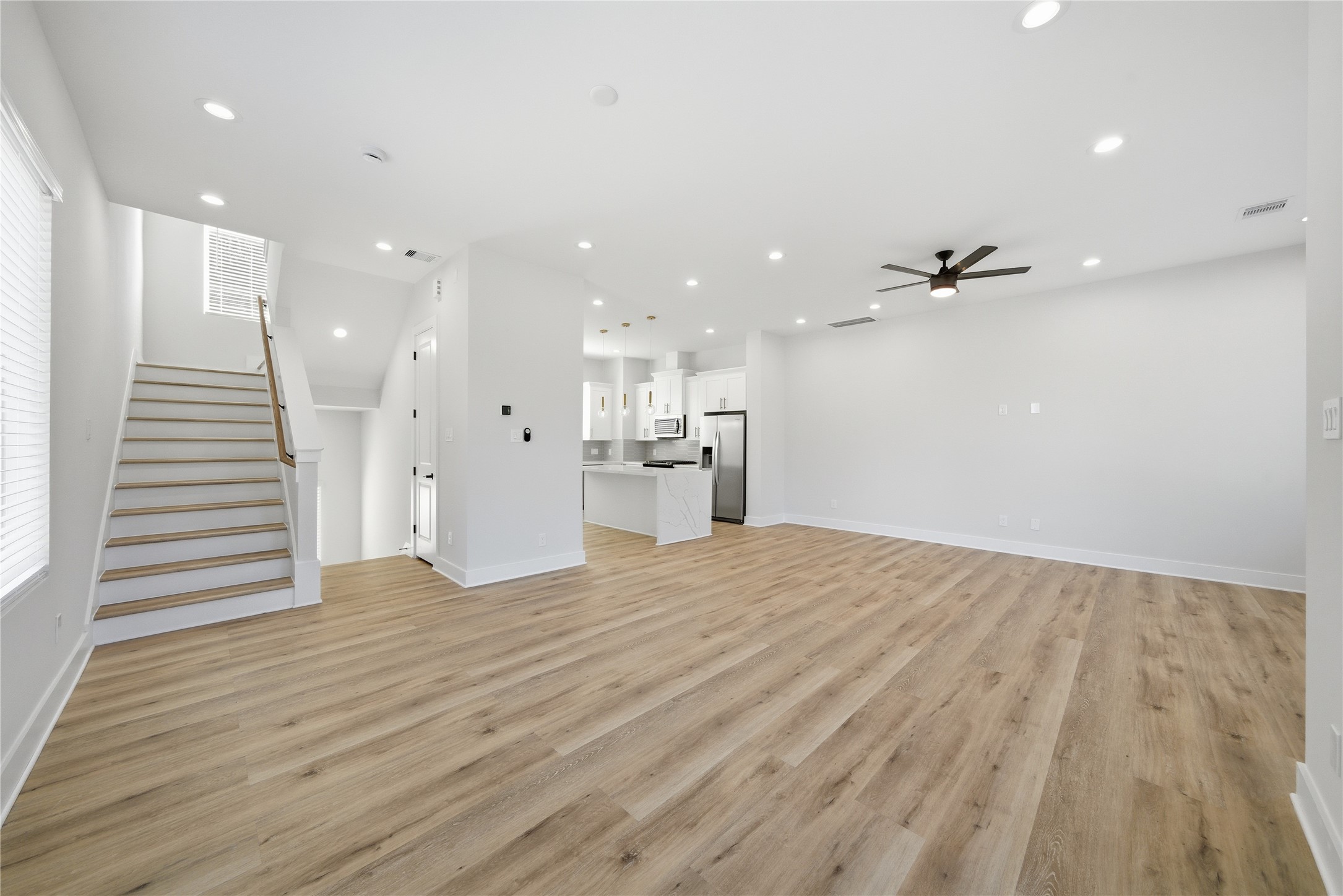 10929 Ivyridge Road, Unit B Houston, TX 77043 - Photo 34 of 37