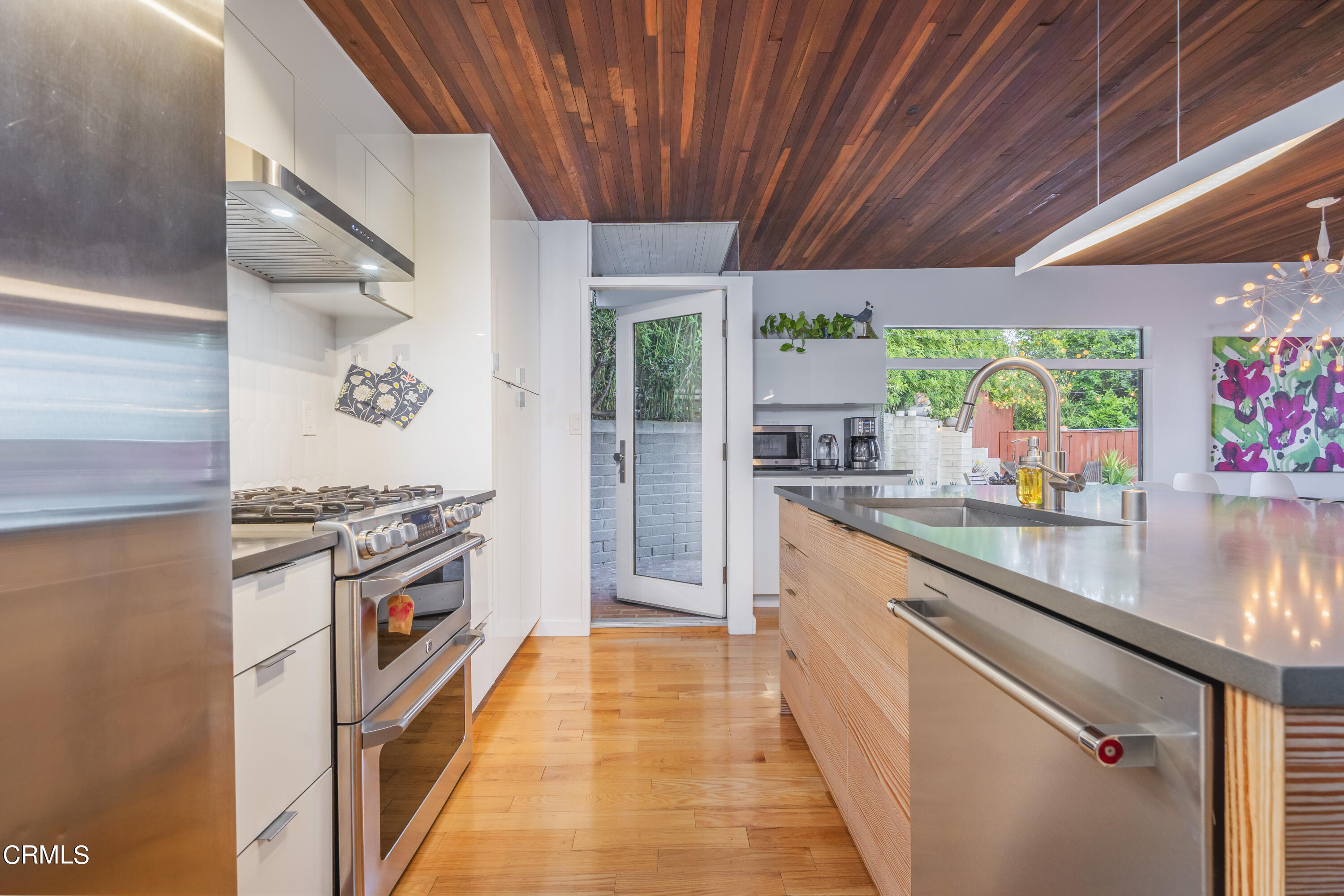 444 Sequoia Drive Pasadena, CA 91105 - Photo 10 of 38 444 Sequoia Dr Pasadena-131