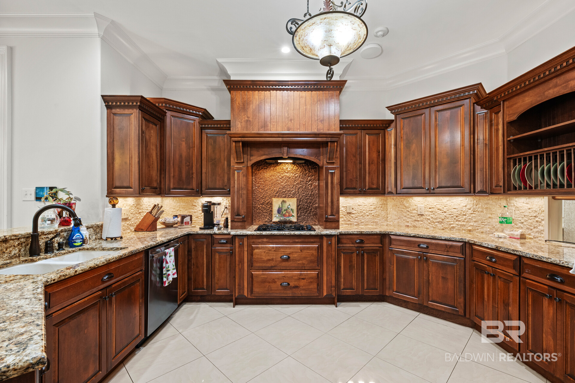 10693 Redfern Road Daphne, AL 36526 - Photo 6 of 48 Kitchen