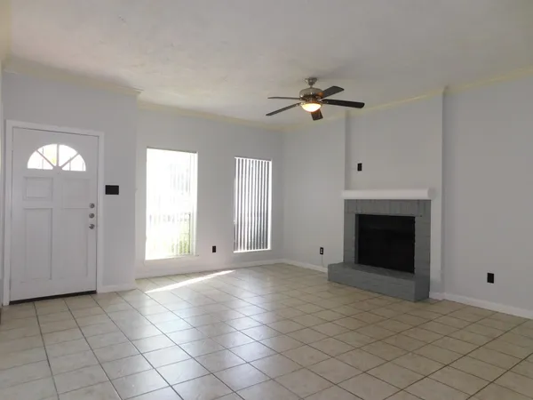 $1,450 | 11710 Southlake Drive, Unit 23, Houston, TX 77077