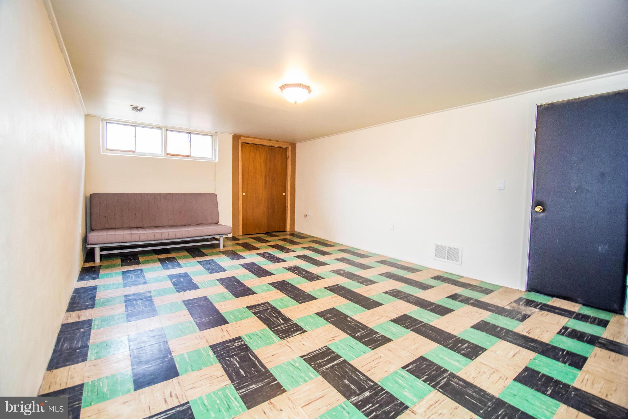 6834 Queens Ferry Road Baltimore, MD 21239 - Photo 17 of 21 Open Rec Room