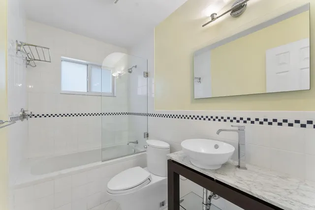 $1,095,000 | 2415 Northwest 31st Street, Boca Raton, FL 33431