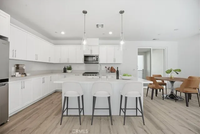 $799,000 | 2392 Haley Pt Drive, Unit 103, Ventura, CA 93003